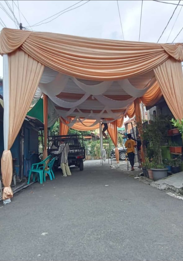 Tenda Serut Gold
